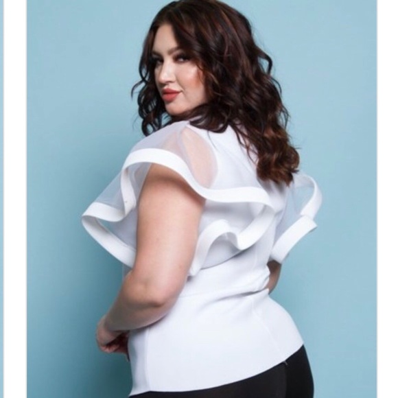 Plus Size Angel Exaggerated Sleeve Fashion Top - Picture 2 of 7